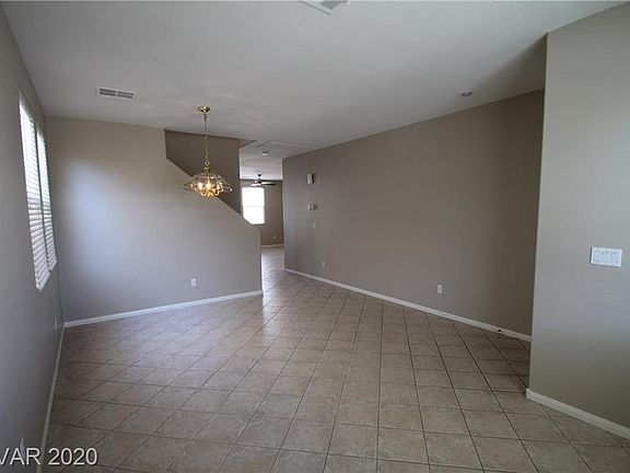 3rd image of 143 Cadrow Castle Ct