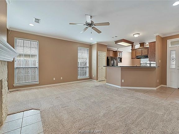 2nd image of 3906 Latinne Ln