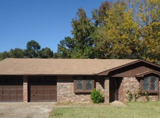 302 Stonewall Dr, Jacksonville, AR 72076