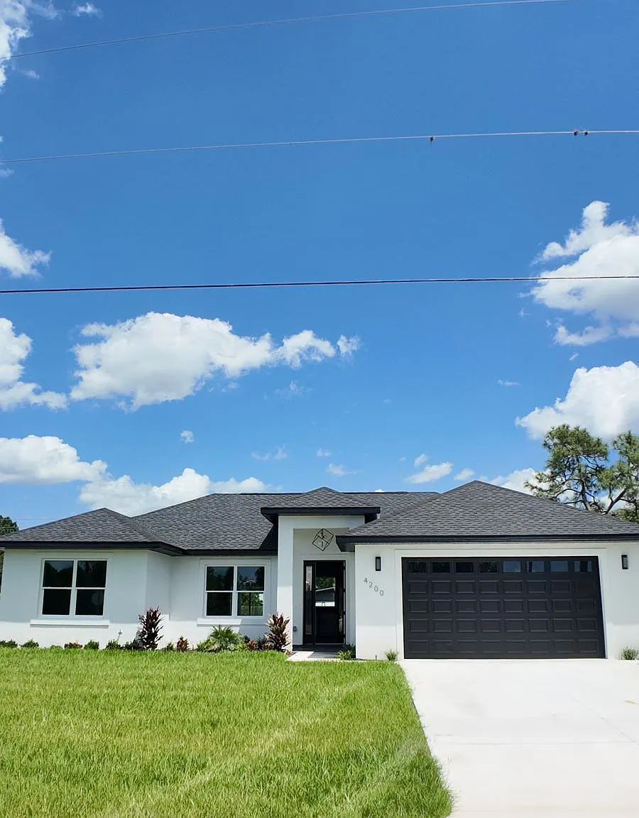 3 bed, 1505 sqft, $319,900 — Photo 3