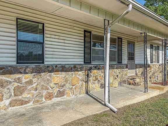 3rd image of 97 Whitaker Ln