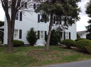 6022 Miller Rd, Pen Argyl, PA 18072