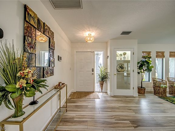 5th image of 1516 SW 47th St