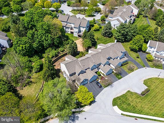 2nd image of 1 Hideout Ct #7