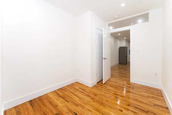 Rented by Owner | media 9