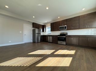 3407 W Fullerton Ave #3A, Chicago, IL 60647