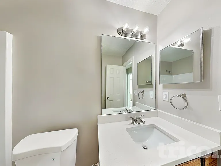 5214 Wayside Ct — Photo 16