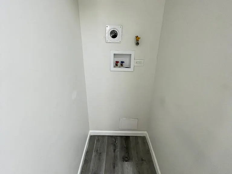 13 Brinsmaid Pl #4A — Photo 4