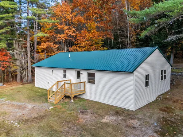 1404 Poland Spring Road, Casco, ME 04015