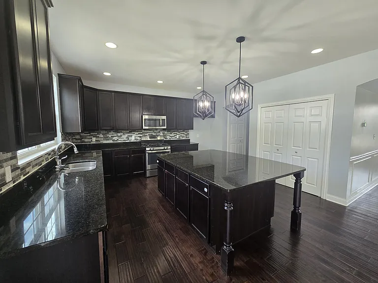 10091 Pearwood Dr — Photo 15