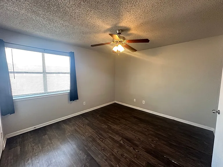 4502 Gaston Ave #119 — Photo 10