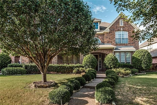 1st image of 2604 Camille Dr