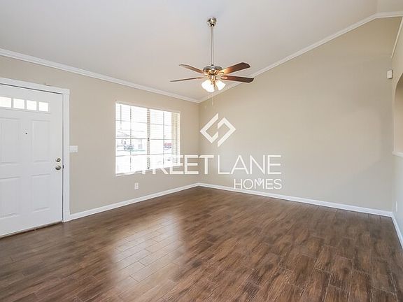 2nd image of 2736 E Juanita Ave
