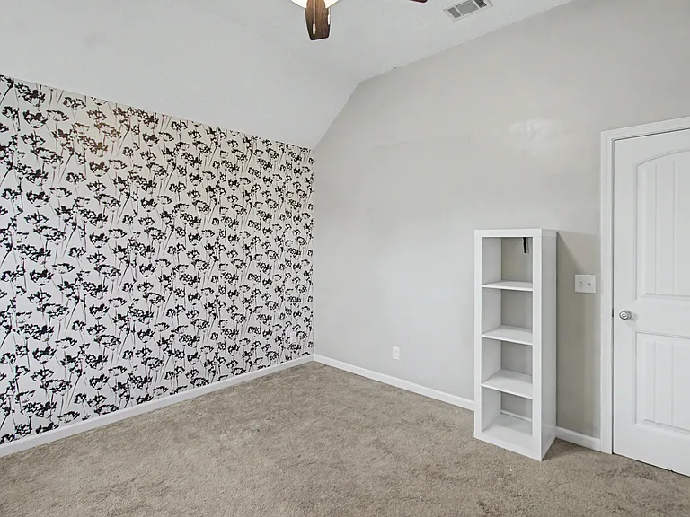 976 Oak Crest Dr — Photo 26