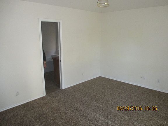4th image of 1109 Selman Ct