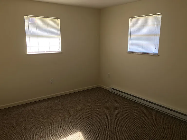 2503-2507 Lakeview Dr — Photo 12