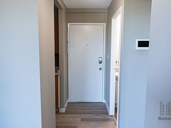 4th image of 2216 17b St SW #999494