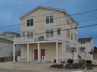 17 Carter Ave #A, Salisbury, MA 01952