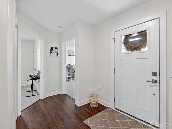 5th image of 5567 Millbrook Dr