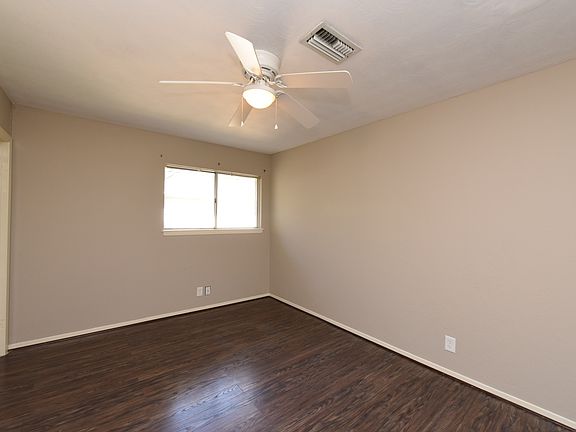5th image of 7823 Yucca Dr