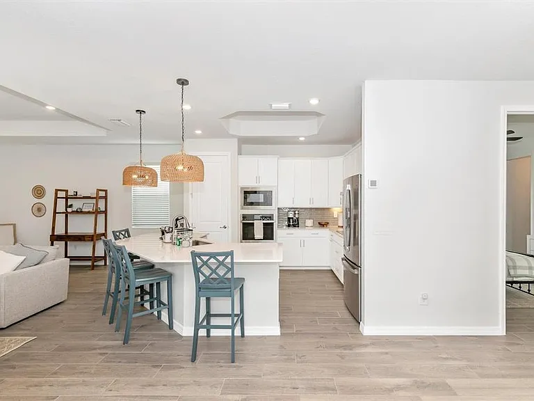 17672 Santorini Ct — Photo 8