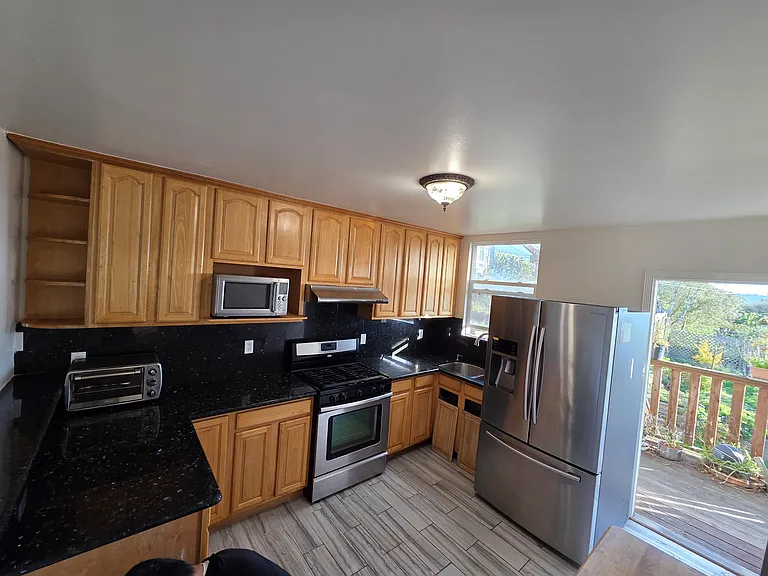 3623 Kirkham St #3 — Photo 3