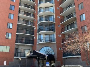 6500 Woodlake Dr APT 302, Richfield, MN 55423