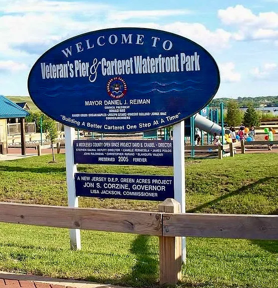 Veteran's Pier and Waterfront Park nearby