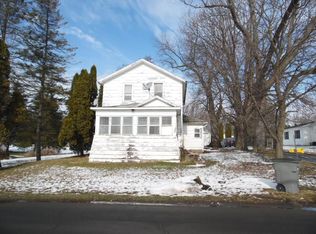 61 E Wright Ave, Waterloo, NY 13165
