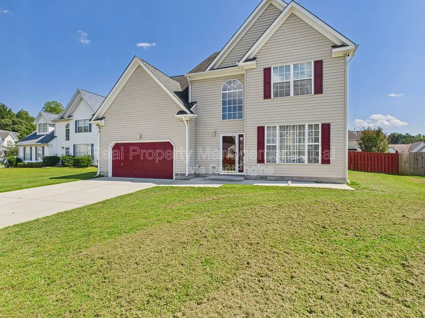 4 bed, 2.5 bath, 2897 sqft, $2,850 — Photo 2