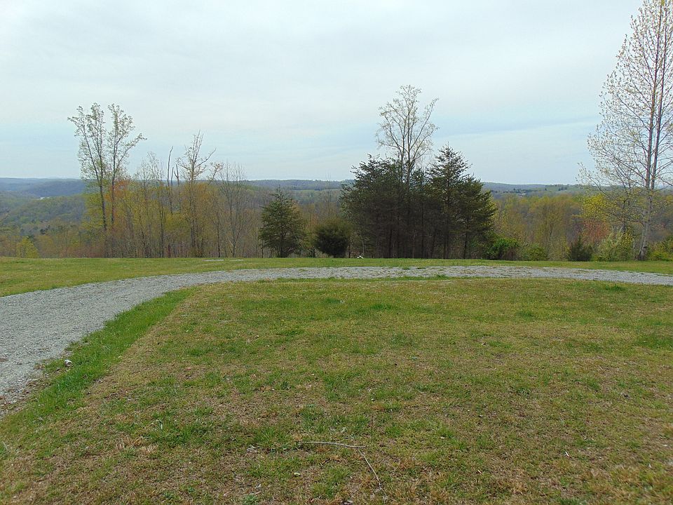 1st image of 208 Cumberland Overlook Ln