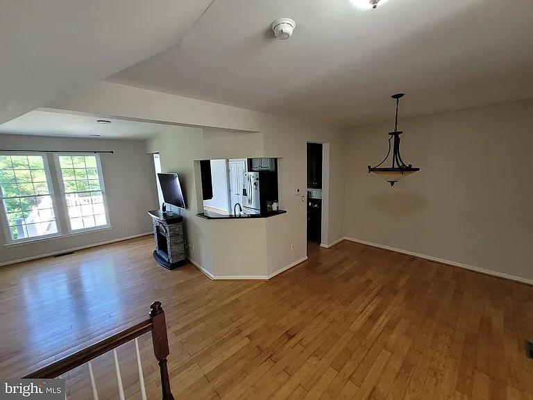 10 Bridle Ct — Photo 6