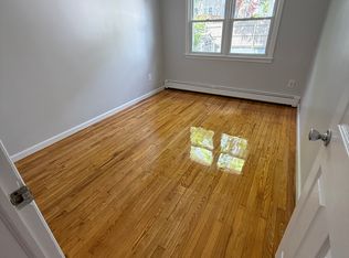 (Undisclosed Address), Yonkers, NY 10703