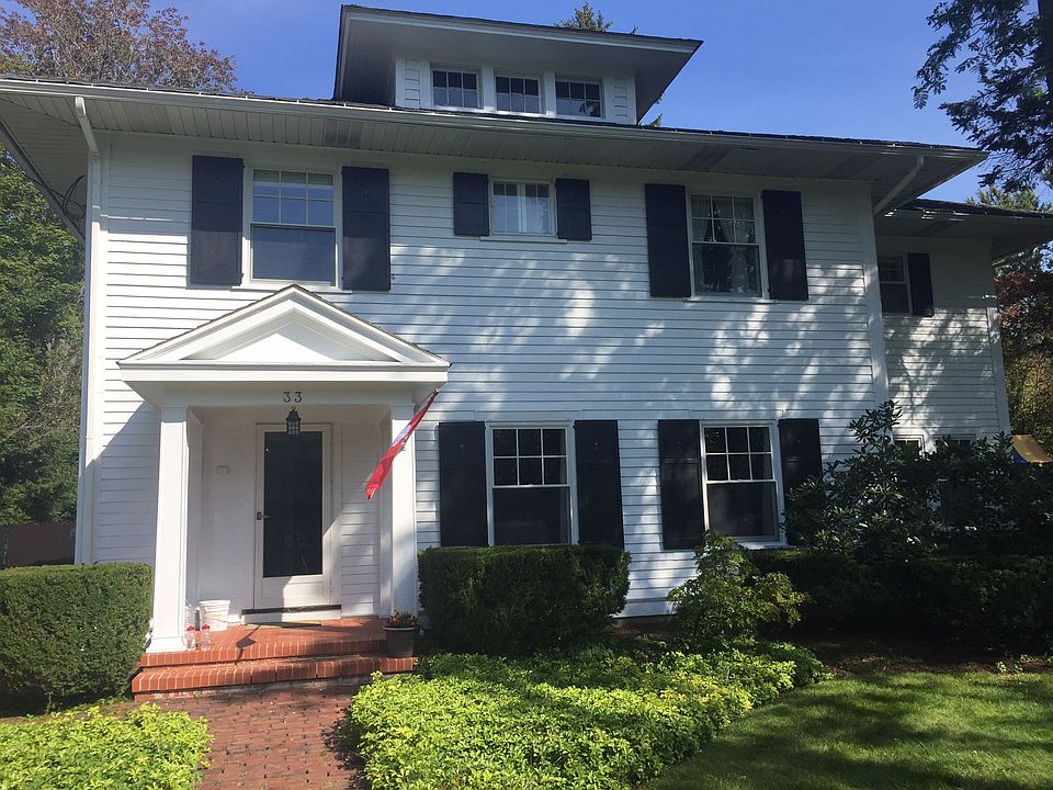1st image of 33 Chauncey Ln