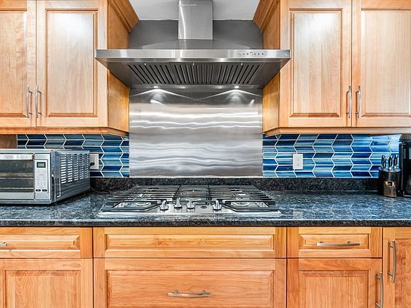 5th image of 43 Lynnfield St