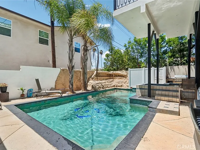 4432 Melbourne Ave — Photo 44