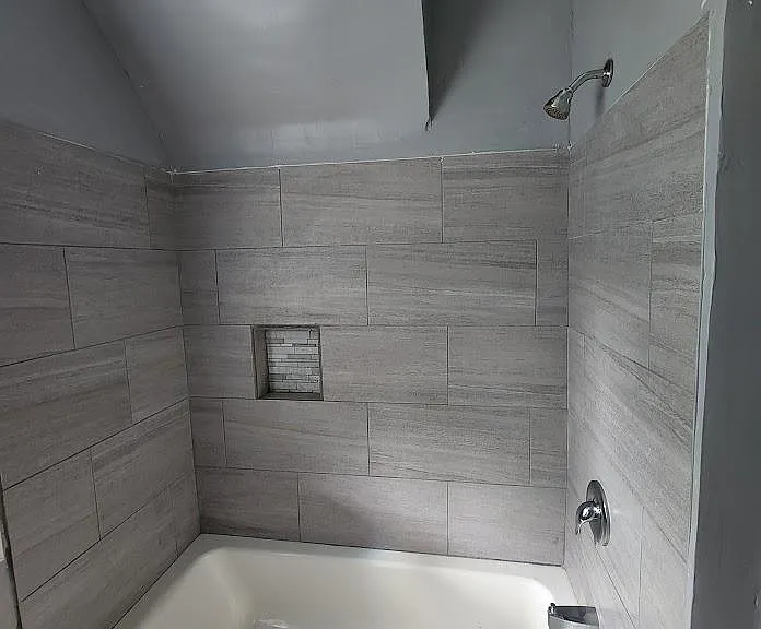 143 Earl St — Photo 9