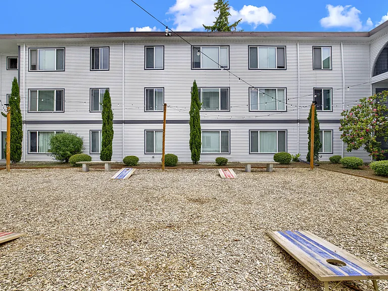 The Ridge at Bellevue — Photo 17