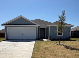 403 English Oak Dr, Nevada, TX 75173
