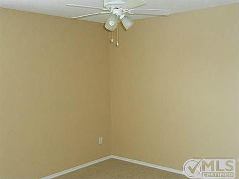 5th image of 525 Brasenose St