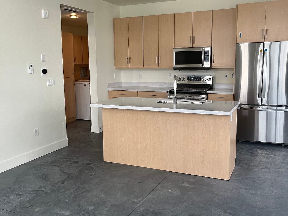vic 2 bed kitchen _10282022