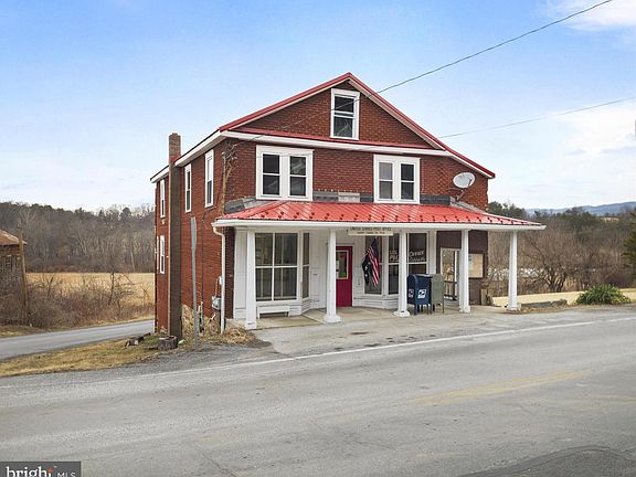 3rd image of 233 Grist Mill Rd