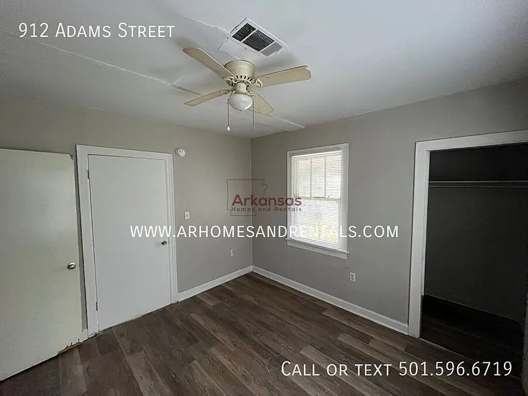 912 Adams St — Photo 9