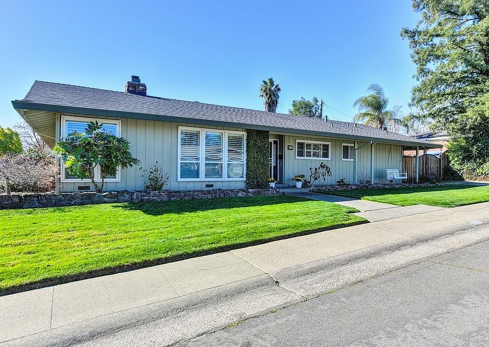 1st image of 6332 Moraga Dr