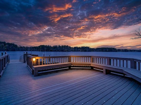 2nd image of 444 Maple Knoll Rd