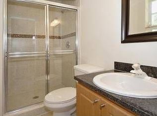 4011 NW 190th St, Miami Gardens, FL 33055