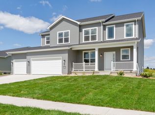 Woodridge - Heritage Plan, Stoney Point, Cedar Rapids, IA 52404