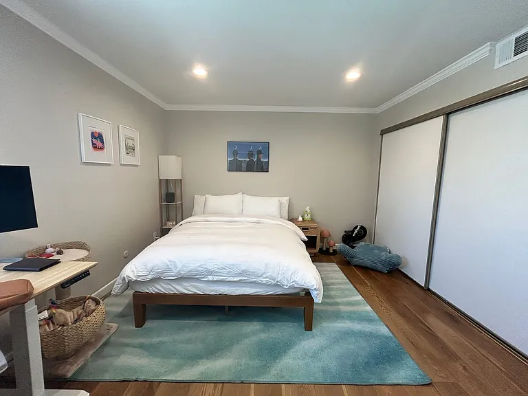 4919 Laurel Canyon Blvd #5 — Photo 13