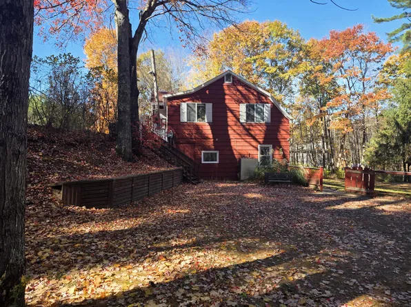 28 Farwell Street, Lisbon, ME 04250