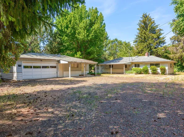 20459 Highway 62, Shady Cove, OR 97539